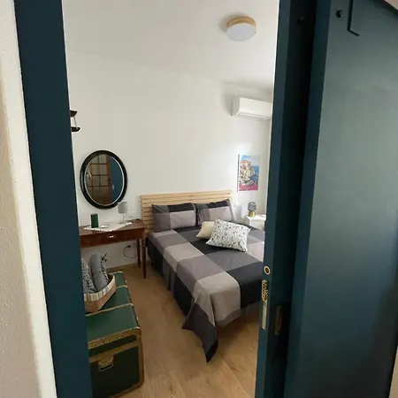 Momi Апартаменты